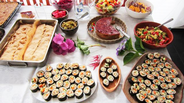 Makrobiotisches Buffet im Sommer